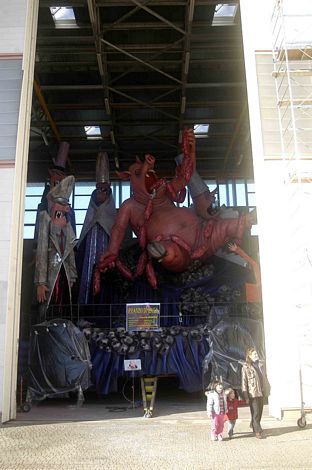 Un occhio puntato sulla Cittadella a un giorno dall'Inaugurazione del Carnevale di Viareggio