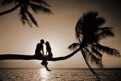 Storia D Amore Clandestino Finisce In Una Denuncia News Viareggino