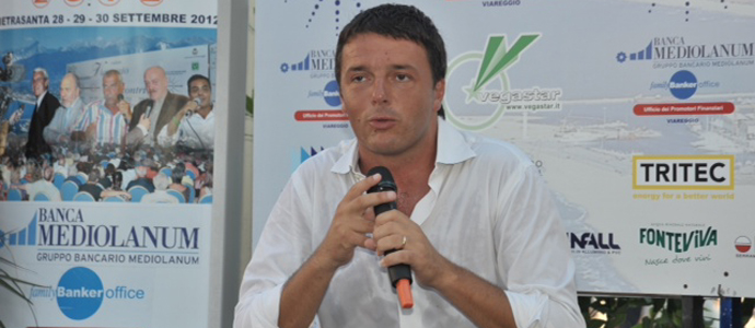 Matteo Renzi incanta il pubblico di Viareggio Incontri
