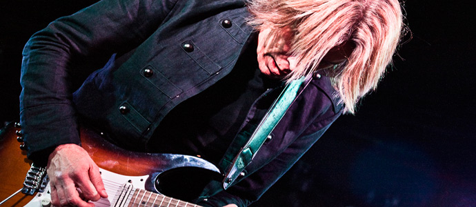 Andy Timmons, venerdì 3 maggio al Borderline di Pisa