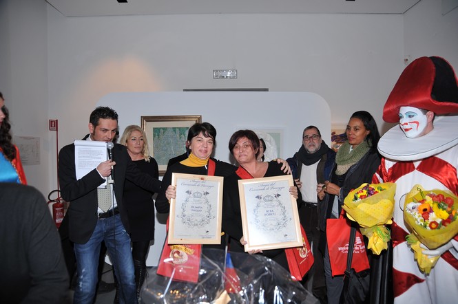 Ospiti e Delegazioni al primo corso mascherato. Assente alla conferenza stampa il Premio Burlamacco d'Oro Vittorio Sgarbi. LE FOTO!