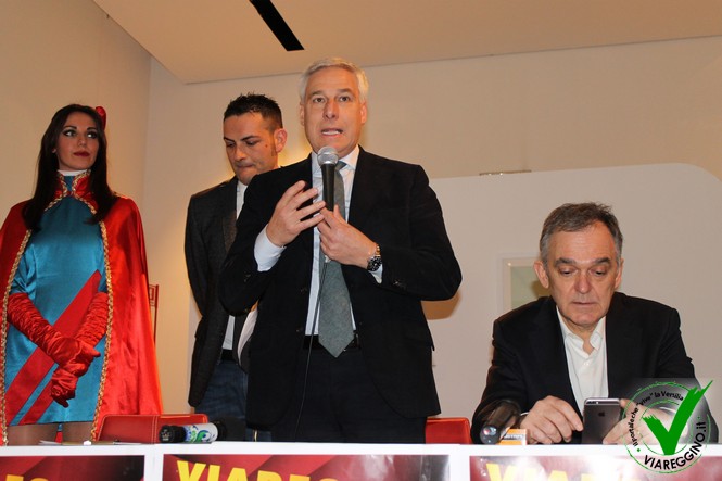 Il Sindaco Del Ghingaro: "Viareggio città dei diritti". LE FOTO!