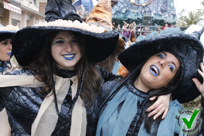 Le novità di questa edizione sono i movimenti delle maschere isolate e di gruppo. LE FOTO!