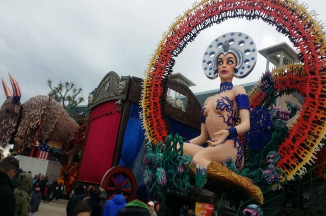 Ecco i carri in uscita dalla Cittadella