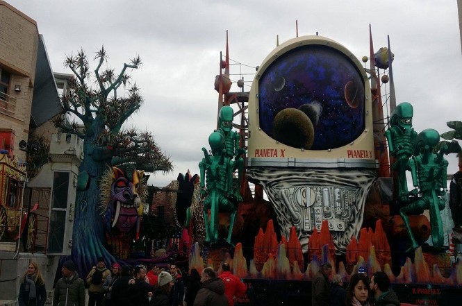 Ecco i carri in uscita dalla Cittadella