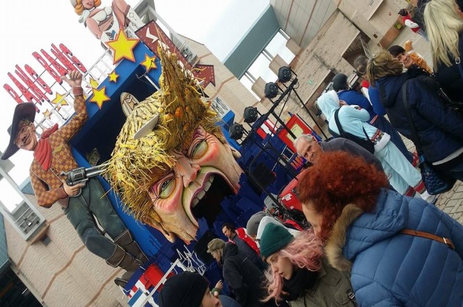 Ecco i carri in uscita dalla Cittadella