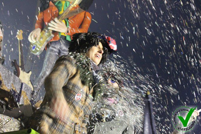 Satisfaction vince... anzi no stravince