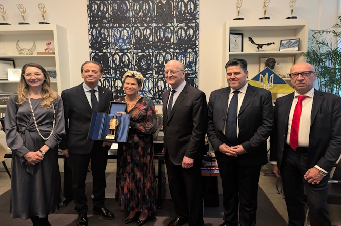 Il 55.o Premio Puccini al soprano americano Leontyne Price