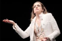 Teatro Scuderie Granducali: chiusura di stagione brillante con “Mia mamma è una marchesa” di e con Ippolita Baldini