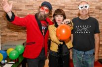 Elio e Mirco Mariani firmano la canzone del Carnevale 2024