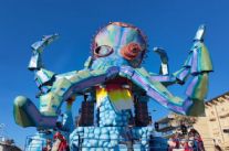 Tocca a Bonetti chiudere la sfilata della prima categoria con "Octopus 5.o"