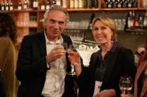 Al Caffè Cinzia Sasso presenta ‘ApritiModa’,  il dietro le quinte della moda italiana