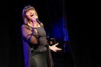 Intervista esclusiva a Silvia Mezzanotte, in scena alla Versiliana il 4 agosto