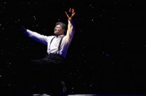 Al Giardino Barsanti in scena "Novecento" di Alessandro Baricco con Stefano Messina