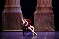 Doppio appuntamento domani con la danza per il 45° Festival La Versiliana