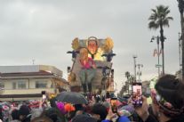 Carnevale: tra una goccia e l'altra i carri danno il via al terzo corso
