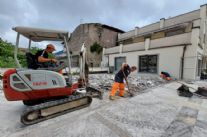 Iniziati i lavori di riqualificazione di piazza Pertini a Seravezza
