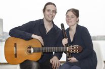 Al "Sant’Antonio" di Tonfano l’esibizione musical-teatrale del duo NIHZ