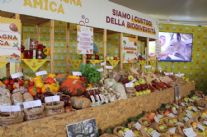 Al Caffè della Versiliana si parlerà di cibi artificiali e processati