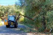 Pietrasanta: interventi di pulizia straordinaria sulle viabilità collinari