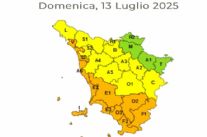 Da stanotte fino a domani  allerta meteo in tutta la Lucchesia. Pericolo temporali