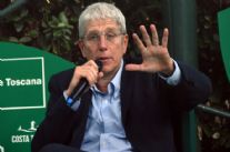 Oggi al Caffè della Versiliana Mario Giordano e Red Canzian