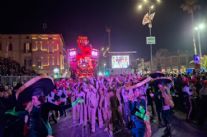 E il Carnevale è Carnevale con le carrette e le pedane aggregative