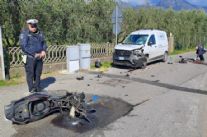 Ricoverato in prognosi riservata dopo un frontale un albanese residente a Camaiore