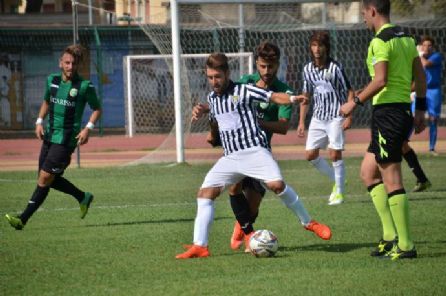 articolo di Simone Ferro