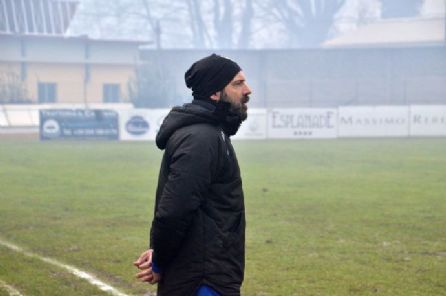 Il Seravezza ora va forte anche in trasferta... ed è primo in classifica! Delude il Real FQ che però rimonta dal 2-0 al 2-2 con la Massese. Crisi Viareggio