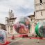 Giro d'Italia Lucca-Pisa: Lucca Comics & Games accoglie la “corsa rosa” con le opere di Karl Kopinski