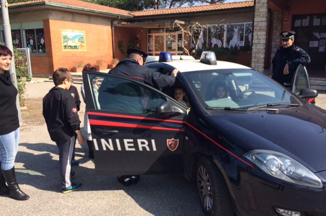 Torre del Lago: i Carabinieri a scuola, conferenza sulla legalità