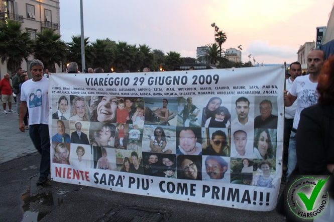 Dopo 5 anni Viareggio ricorda con affetto le vittime del disastro ferroviario. LE FOTO!
