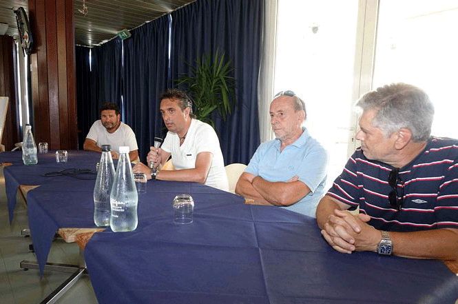 Il calcio a Viareggio? Un gran garbuglio
