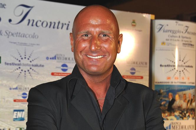 David Pratelli presenta Tenebra a Viareggio