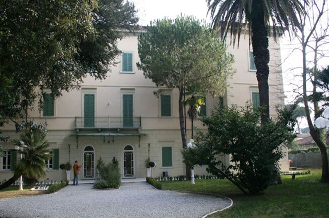 “Training interforze anticontraffazione”. Un convegno sulla contraffazione a Villa Bertelli 15 novembre