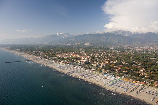 La Befana arriva a Forte dei Marmi: due giorni di divertimento per tutti i bambini