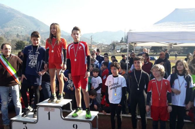 Dominio dell'atletica Massarosa nelle gare di cross a camaiore