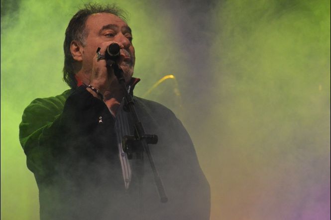 Rione Croce Verde si trasfersce in Piazza Mazzini: ed è subito festa