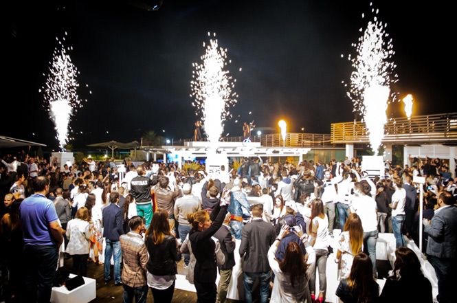 Food: Pescatori Chef in cucina, al Beach Club i “Martedì del Gusto” tra vitigni autoctoni e sangria