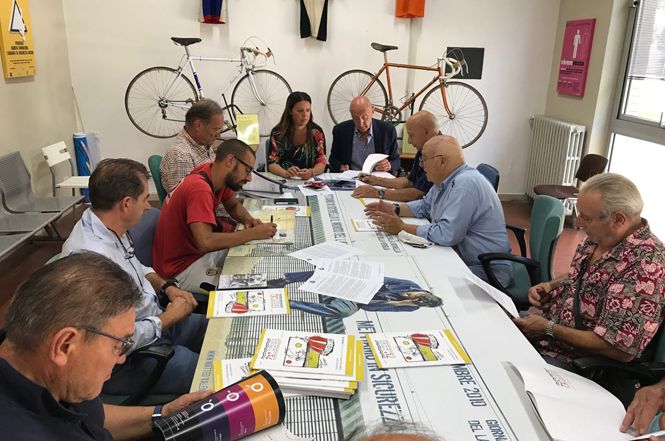 Da Firenze a Viareggio in bicicletta: a ferragosto torna la classica del ciclismo per dilettanti