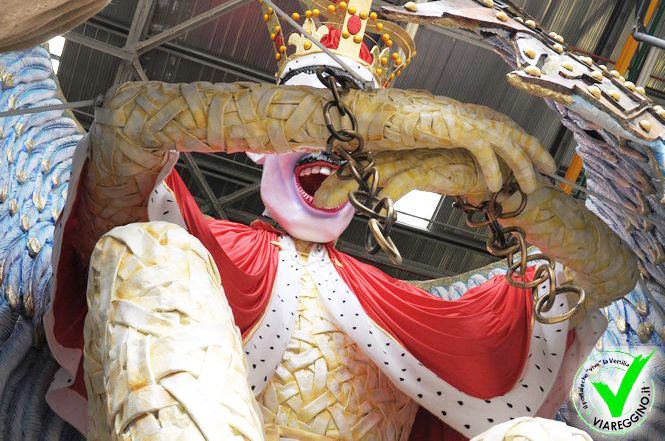 CARNEVALE DI VIAREGGIO 2018, CONSEGNATI I BOZZETTI DELLE OPERE ALLEGORICHE