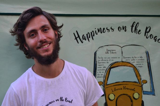 E’ positivo, come l’approccio psicologico che ha proposto, il bilancio di Happiness on the road- la felicità spiegata per strada.