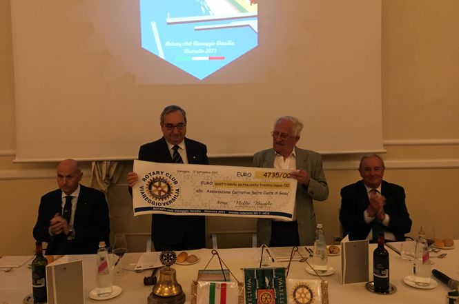 Rotary Club, donati 4.735 euro ai Poveri Vecchi