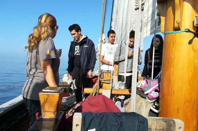 Gli studenti del Nautico al raduno delle Navi storiche