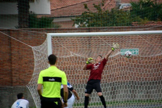 Il Real FQ ferma la capolista. Sconfitte in terra fiorentina per Viareggio e Seravezza