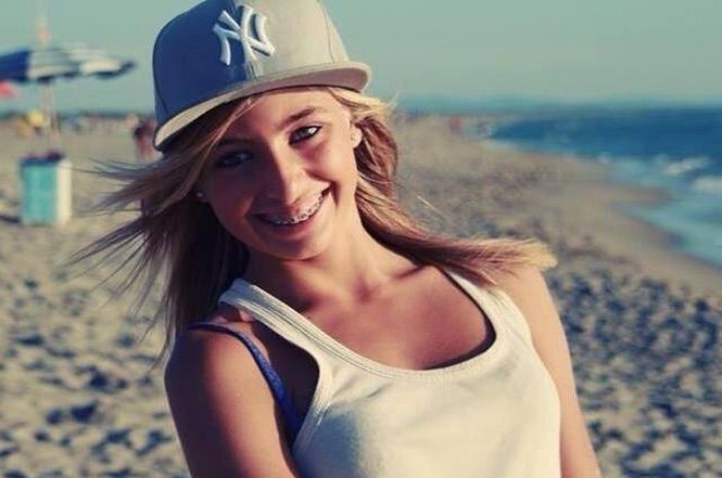 Una donazione per Aipd dalla famiglia di Aurora Francesconi. La ragazza sarà ricordata nel calendario dell'associazione