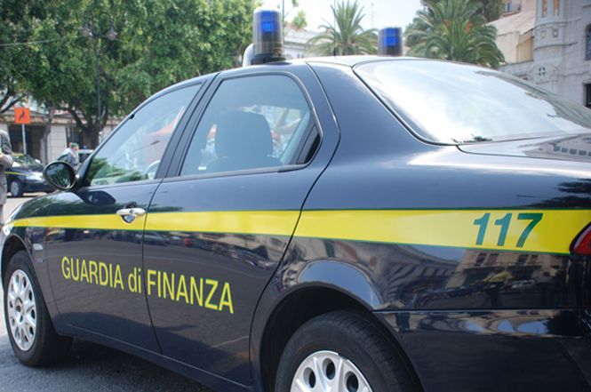 Pubblicato il bando di concorso per l'arruolamento di 61 allievi ufficiali all'Accademia della Guardia di Finanza