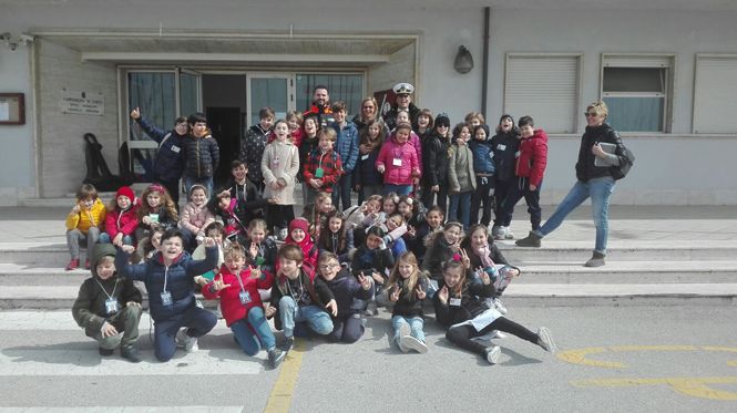 Bambini delle Mantellate in visita al Museo della Marineria ed alla Capitaneria di porto di Viareggio