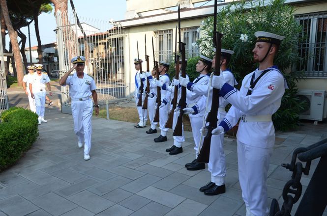 Il Comandante generale delle Capitanerie di Porto in visita a Viareggio